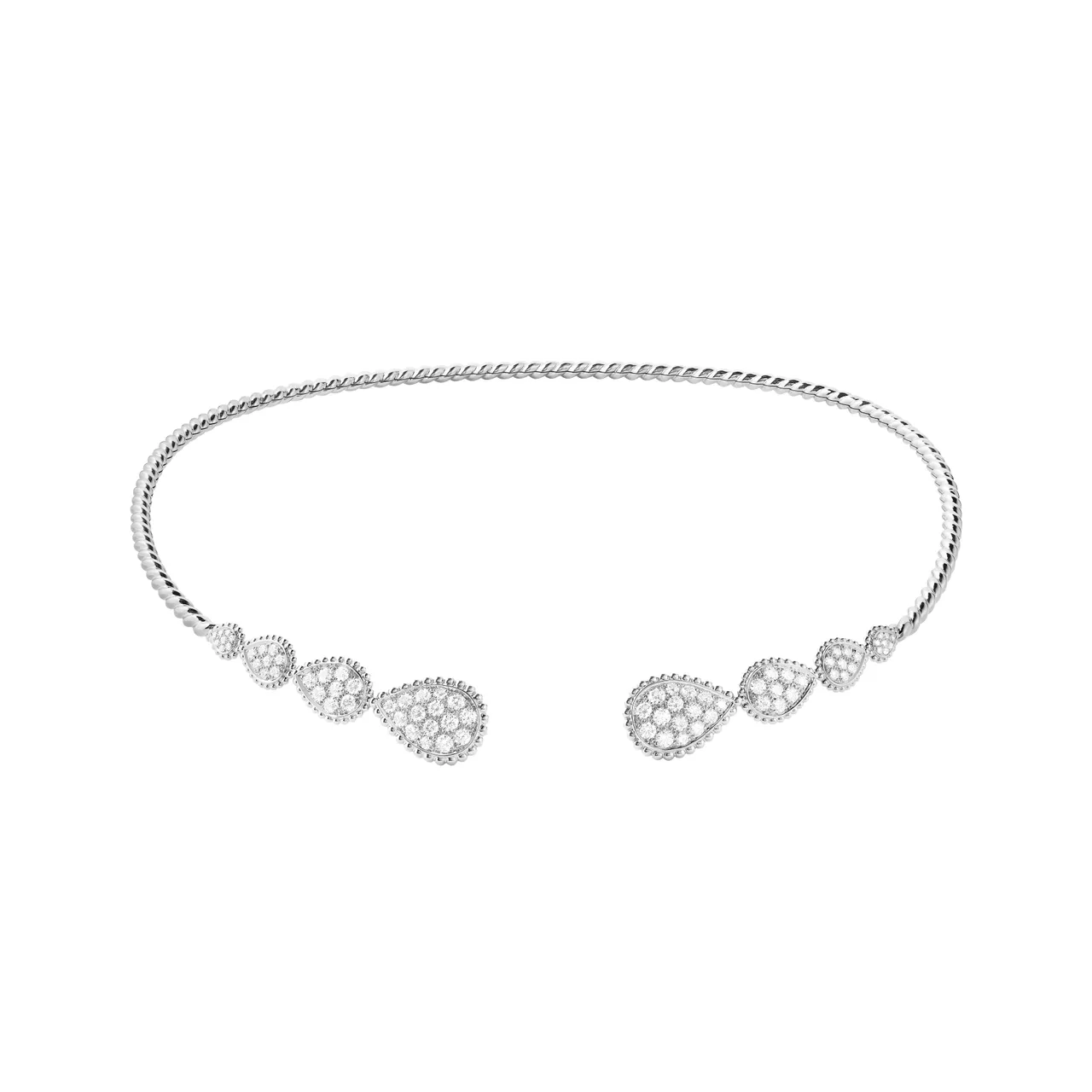 Mina配戴的Boucheron作品。品牌提供