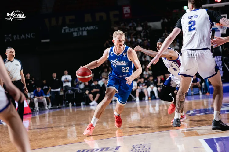 海神新洋將布里茲克。高雄全家海神提供