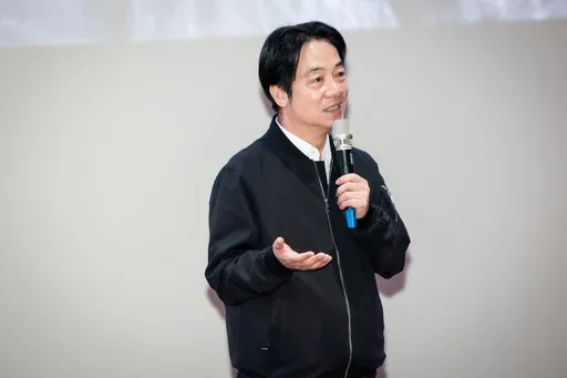 赖清德称「有钱有闲」看演唱会　蓝战将轰「绿惠帝」：何不食肉糜翻版