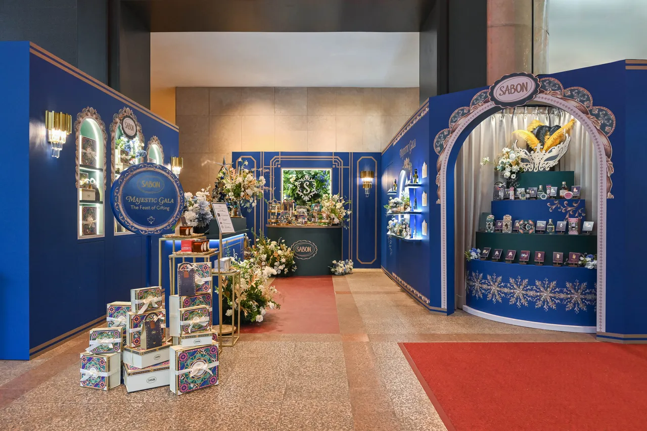 SABON自即日起至11月30日，於台北新光三越南西店打造「流光夜宴聖誕快閃店」。品牌提供