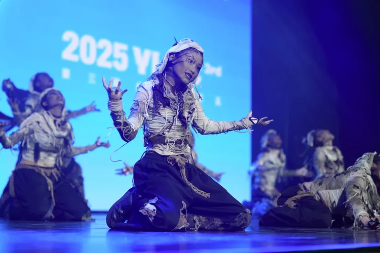 李嘉女兒隨舞團TDC參賽。彭欣偉攝