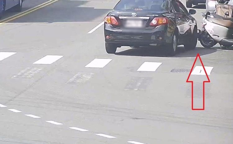 迴轉擦撞機車未報警 7旬駕駛肇逃又被吊扣駕照