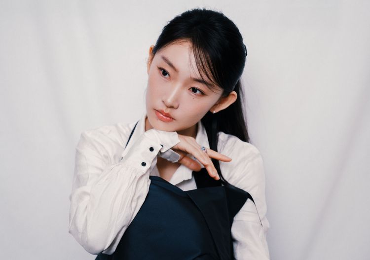 周姓女星被爆劇組耍大牌　炎夏禁開冷氣男主角不甩被罵爆