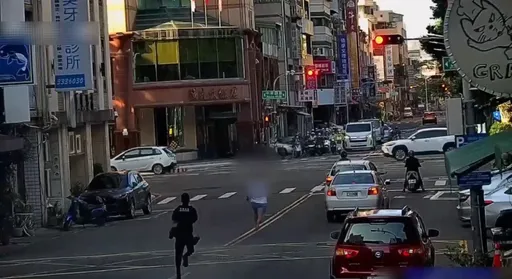 「七条通」男子遇警拦查秒变田径队　躲友人轿车想落跑还是被逮