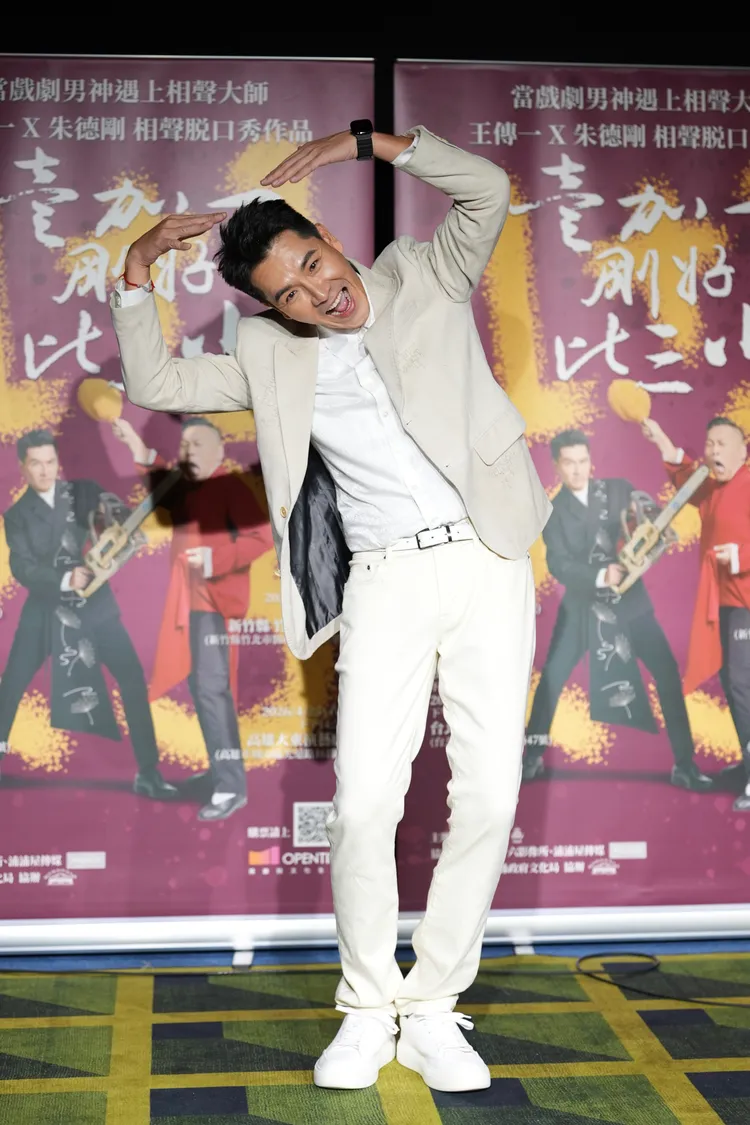 王傳一當兵時拍攝《莒光園地》與朱德剛熟識。彭欣偉攝