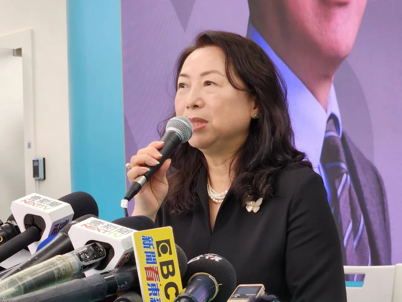 中配徐春莺涉《反渗透法》遭羁押禁见！民众党急发3点声明