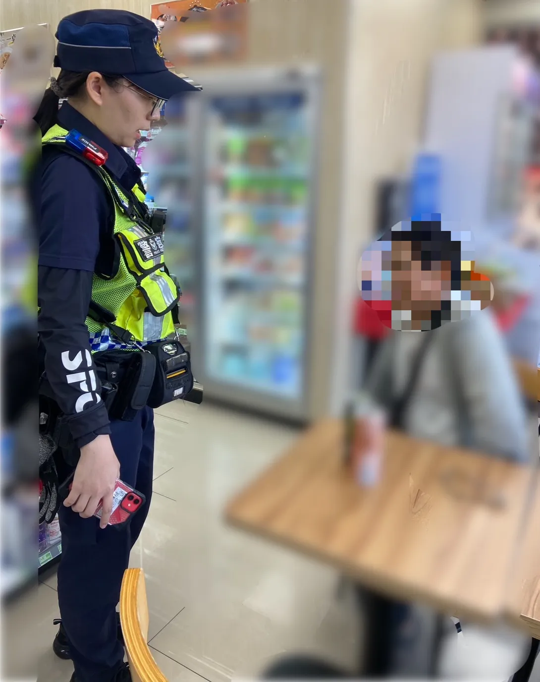 警方解说，储值才能见面，绝对一场诈骗。翻摄画面