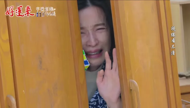 楚宣哭到崩潰。民視提供