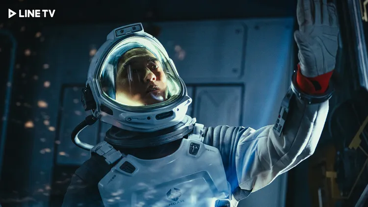 《星际救援》 傅孟柏饰演太空人「孟白」，出任务遇难在宇宙漂流。LINE TV提供