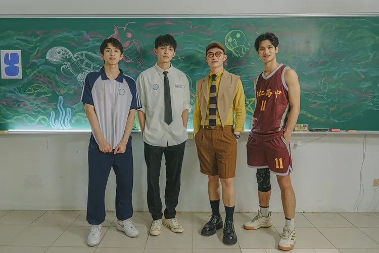 沈駿（左起）、林輝瑝、視網膜、夏浦洋。小公視提供