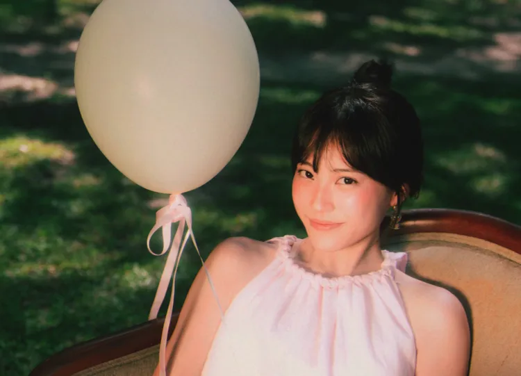 Maderlin Weng创作单曲《无法抗拒的你》获好评。Maderlin Weng提供