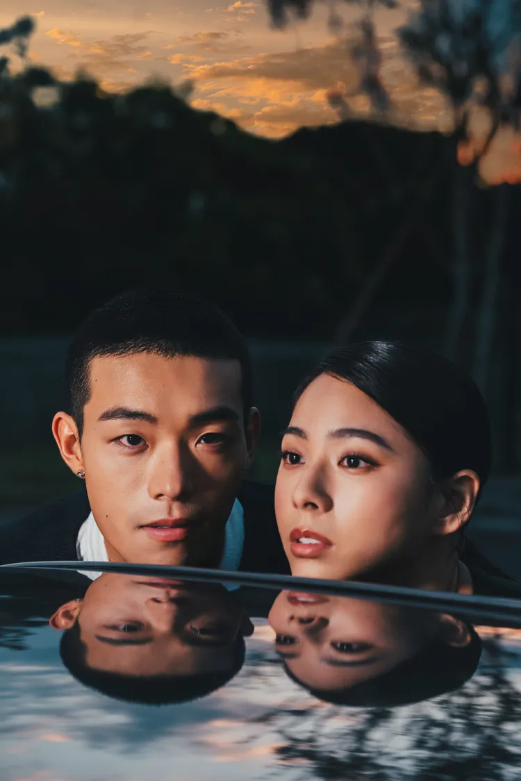 （左起）牧森、袁漠遙。周子娛樂提供