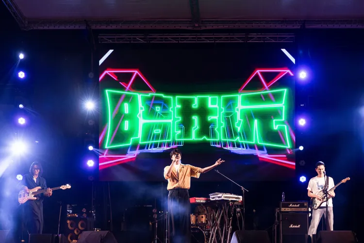 宇宙人。相信音樂提供