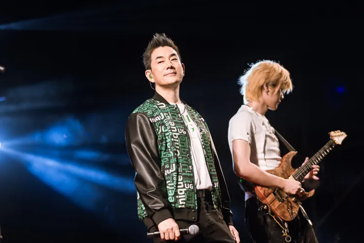 任賢齊率群星為家鄉田中馬拉松賽事助陣。相信音樂提供