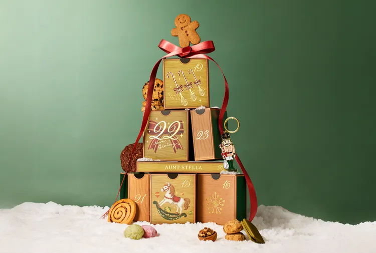 Aunt Stella詩特莉聖誕倒數月曆盒即日起驚喜升級回歸，無論收藏或送禮都適合。業者提供