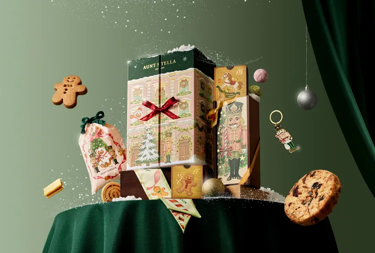  Aunt Stella诗特莉推出全新圣诞系列礼盒，为节日时光增添一份温暖与仪式感。