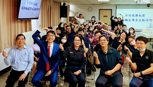 永和分局攜手新北市牙醫師公會　宣導反詐強調「普發1萬陷阱多」