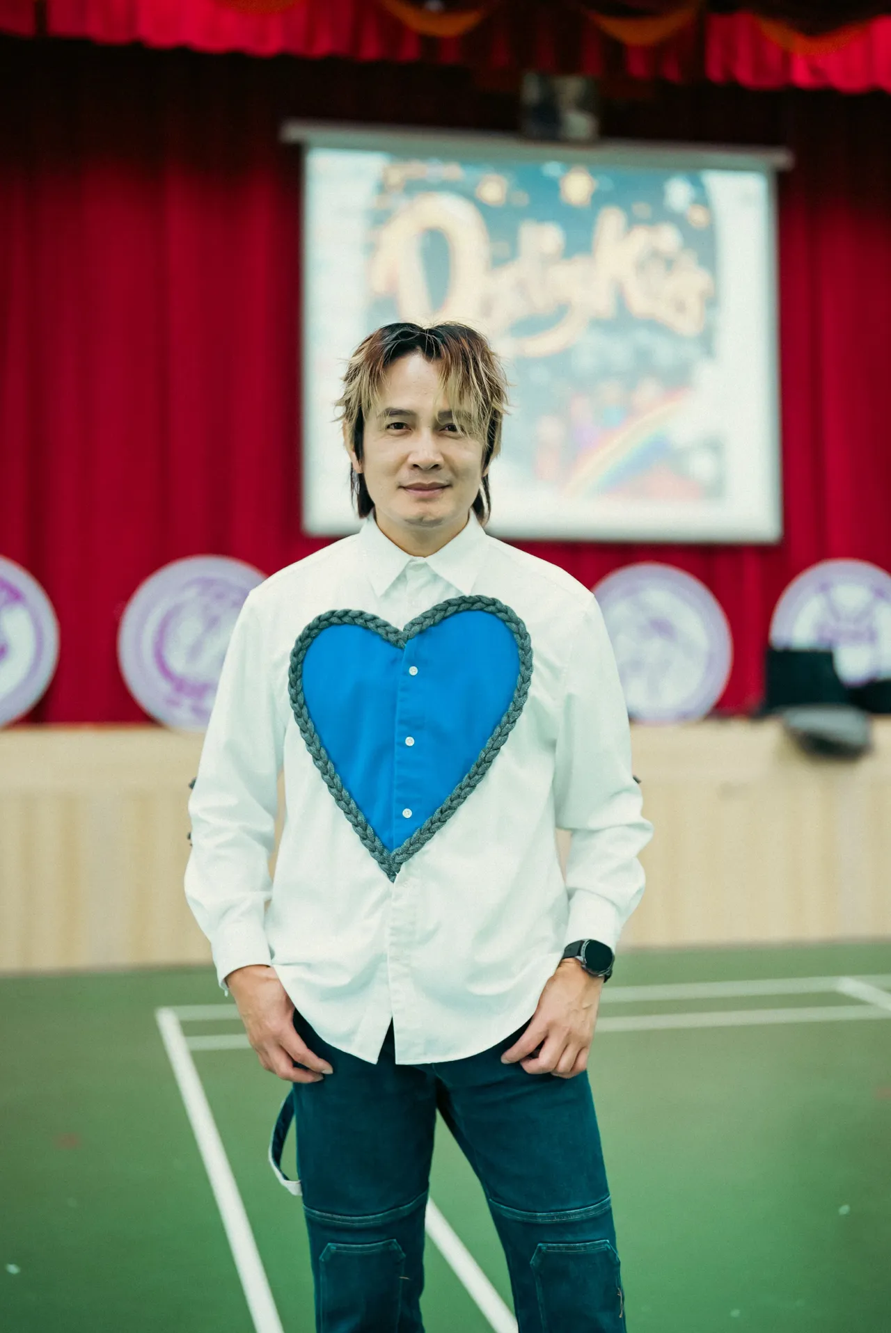 罗文裕过去6年来奔走校园推广客家音乐。中央客委会提供