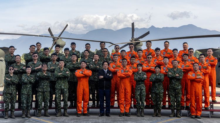 提7政策挺國防「男女皆服役2年」　他：誰反對就是中共同路人