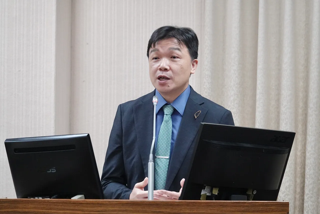 淘宝违法经营电商！陆委会：化学燃料恐到台湾拼装成生化武器