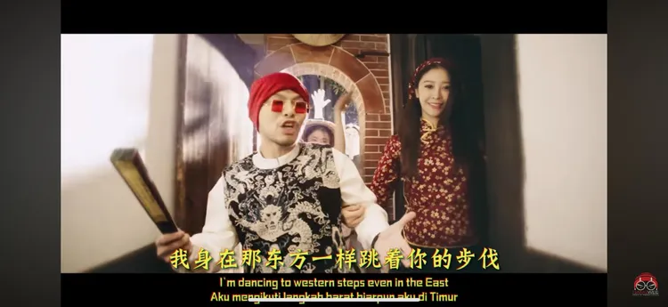 黄明志的《中国痛》找来谢侑芯当MV女主角。翻摄黄明志YT