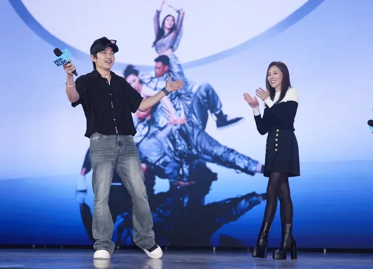 牛奶驚喜現身擔任頒獎嘉賓，力挺好友曾馨瑩。莊宗達攝