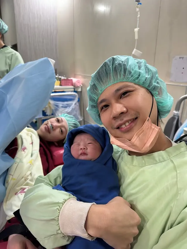 玉兔和老公開心迎接二寶。翻攝玉兔IG