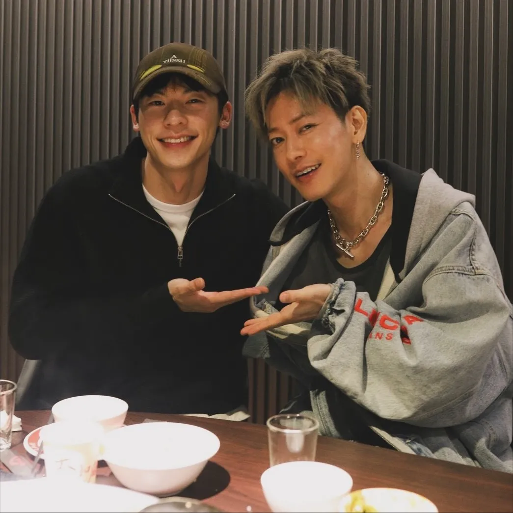 台日帅哥许光汉、佐藤健相约聚餐，成为朋友。翻摄佐藤健IG
