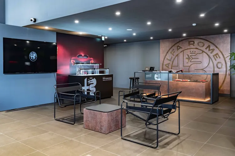 佳樂汽車同時規劃逐步擴大中台灣的服務網絡，建構多品牌一體化的區域經營模式。業者提供