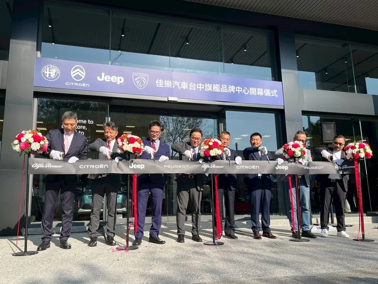 「台中旗艦品牌中心」的啟用，不僅象徵STELLANTIS集團多品牌在台灣的新格局，更代表佳樂汽車在深耕中台灣38年後邁向全新階段的重要里程碑。周奕豪攝
