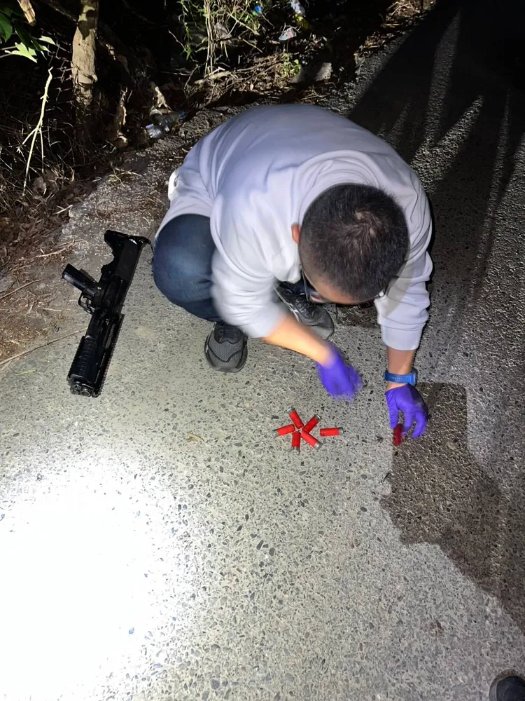 嘉義警方查獲霰彈槍。民眾提供