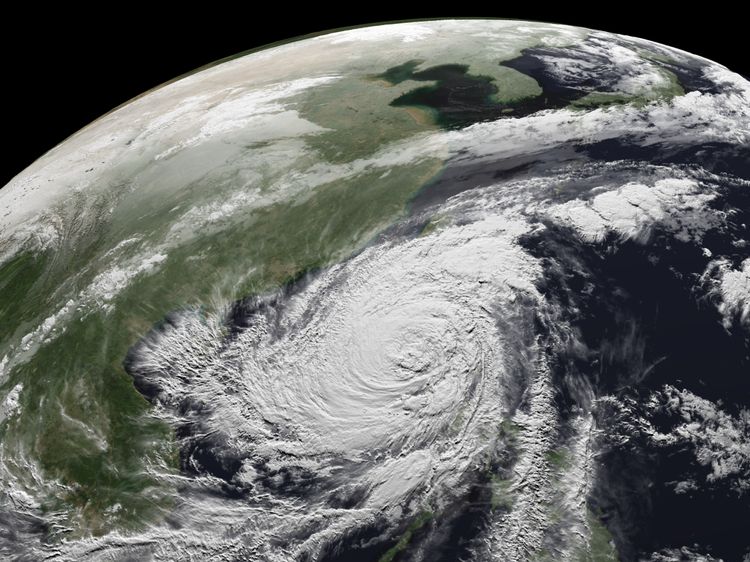 中颱鳳凰要轉彎了!暴風侵襲率升高 台南高雄等5縣市超過90%