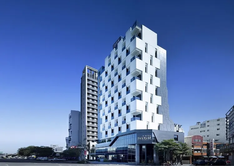 台中萬楓酒店外觀。台中萬楓提供