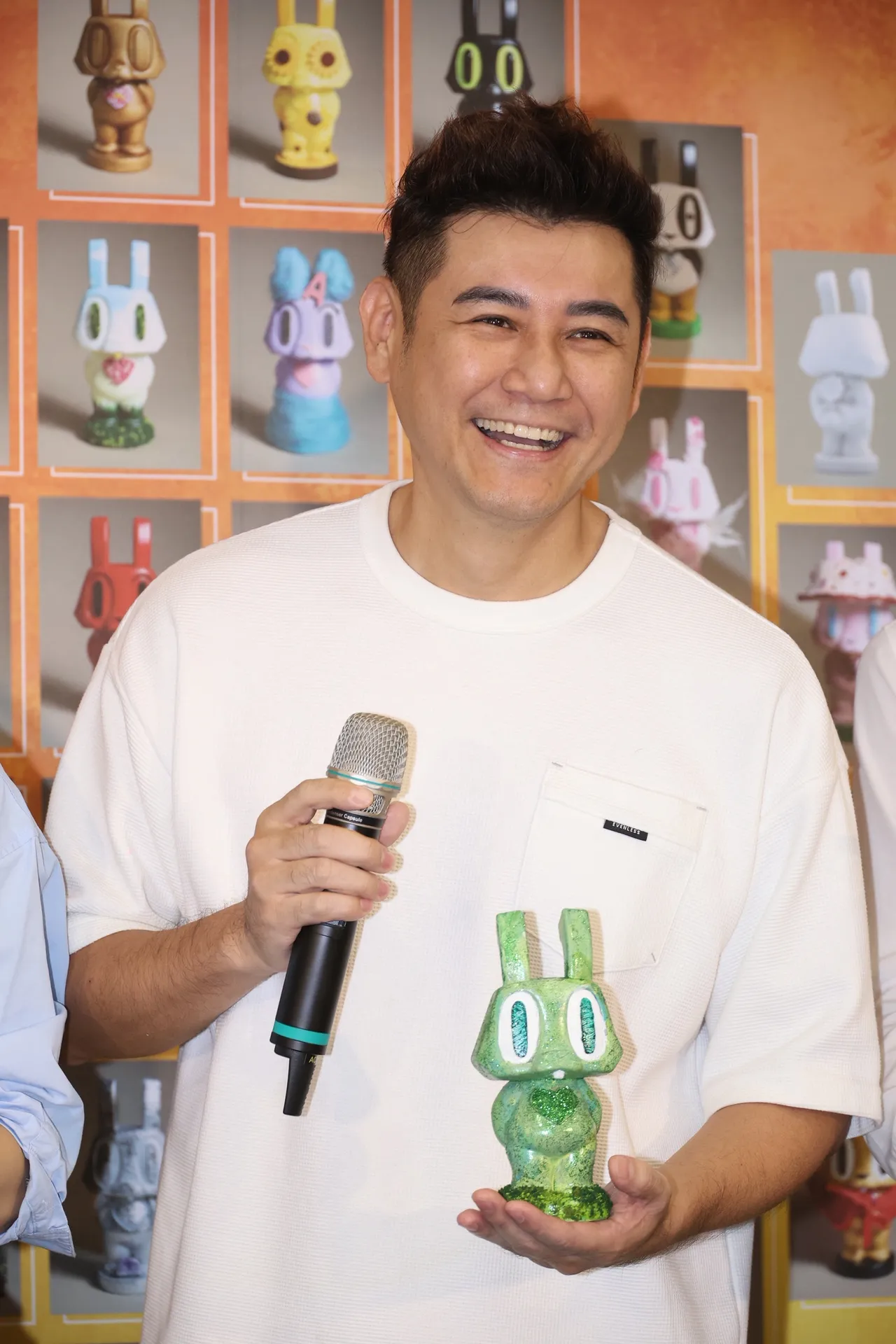 陳熙鋒分享自己與女兒一起的創作。攝影中心攝