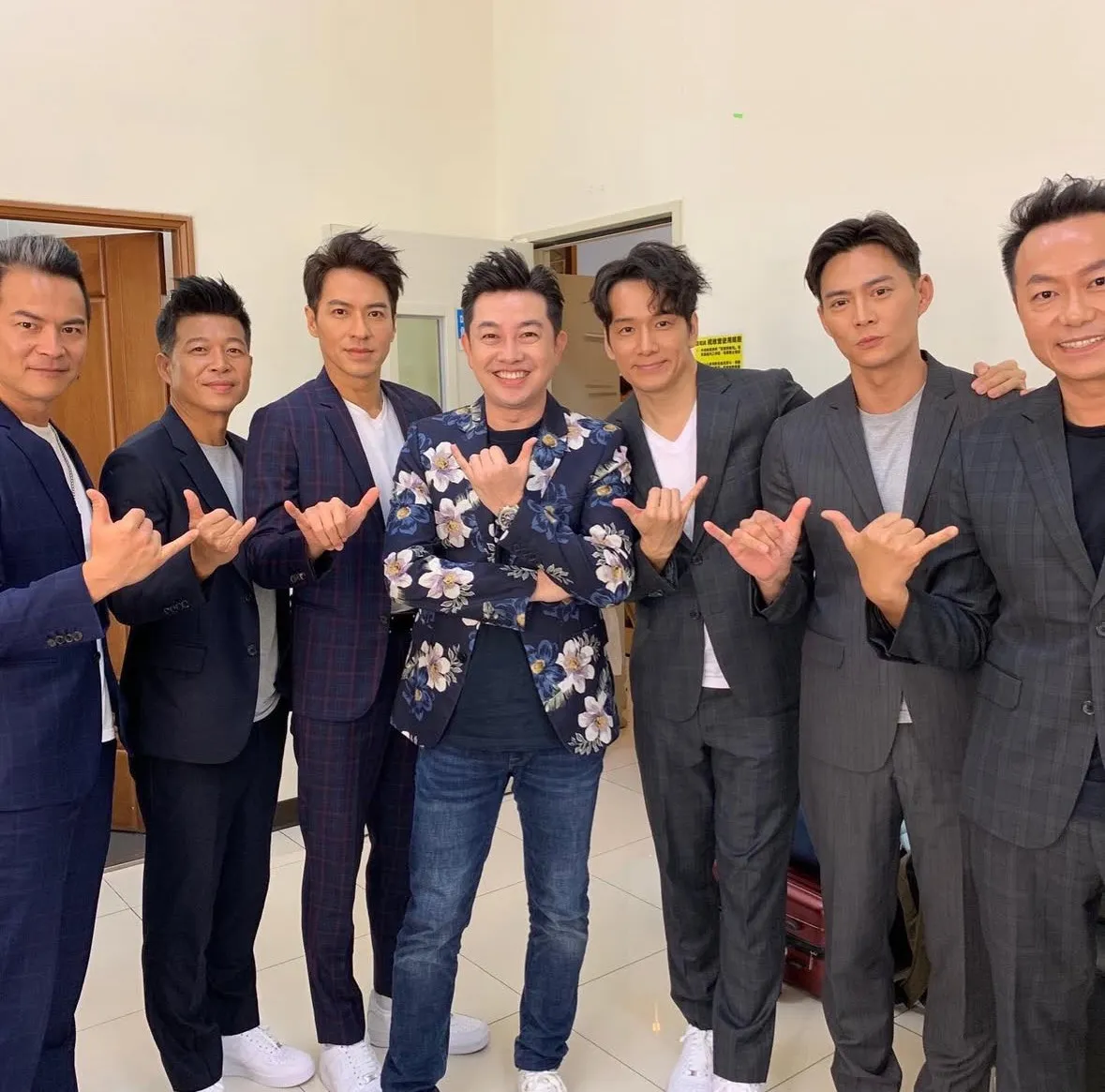 「紅孩兒」曾在2019年合體開演唱會，當時上李明川（中）的節目宣傳。翻攝自張洛君IG