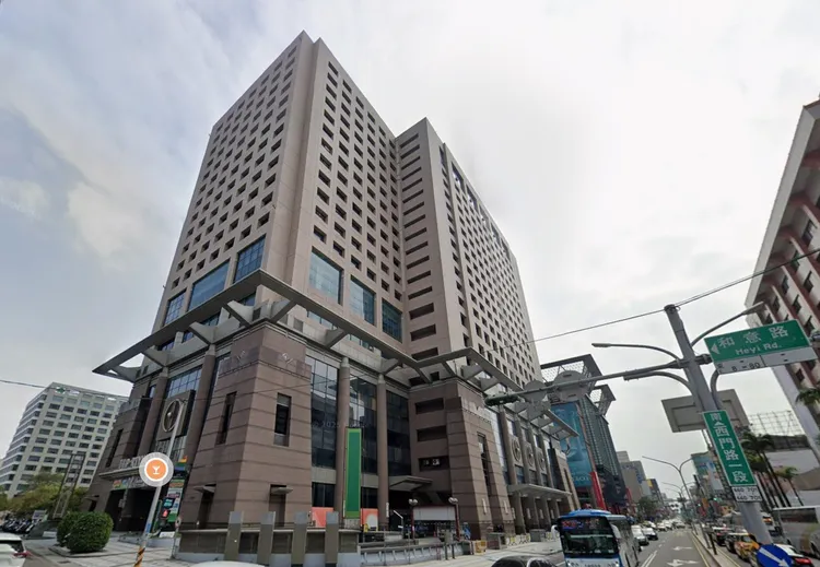 大亿丽致饭店熄灯近5年后，总算有新品牌来了，东亚首间希尔顿思丽亚酒店（Signia by Hilton）将进驻经营。取自google map