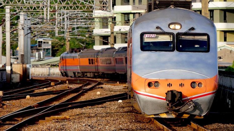 台鐵個人每日訂票上限提高至9張　擬明年1月實施