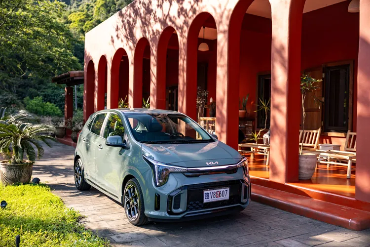 Kia旗下輕奢精品掀背Picanto截至10月底止，累計銷售已突破900台，本月49.9萬起輕鬆入主。業者提供