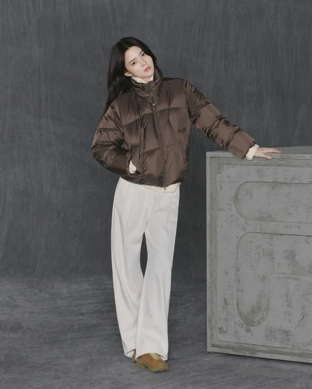 韩韶禧拍摄FILA冬日形象广告。品牌提供