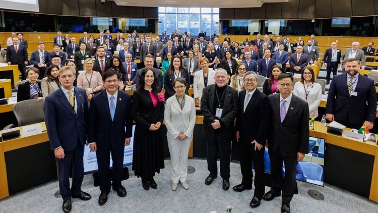 網造謠80億歐元換蕭美琴演講　駐法代表處：想像力比巴黎鐵塔還高