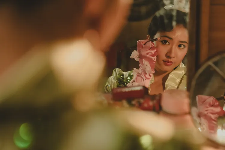 9m88化身歌舞女伶，造型相當驚艷。華文創提供