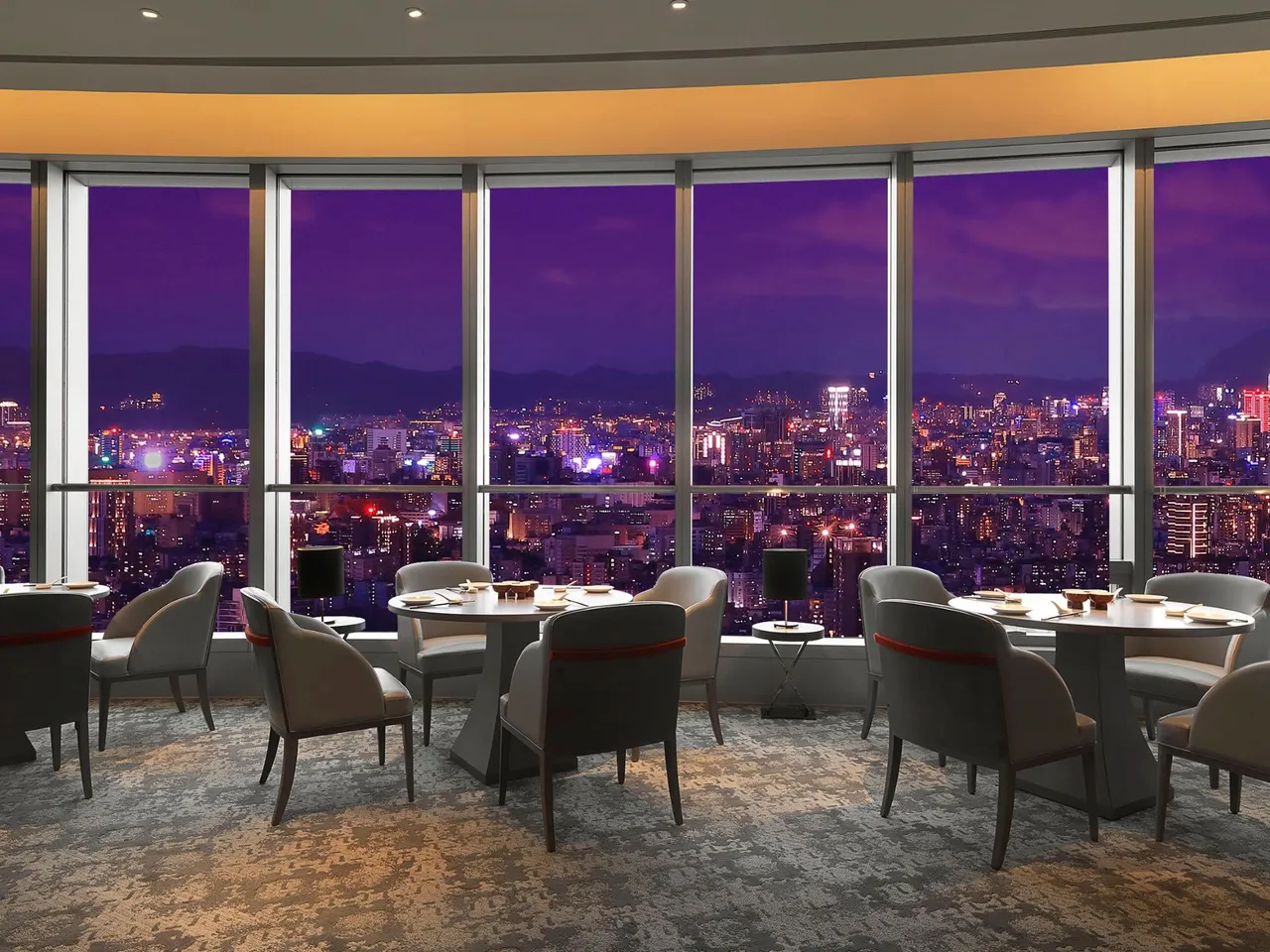 新北口碑粵菜「望月樓」居高臨下，美食配美景賞心悅目。台北遠東香格里拉提供