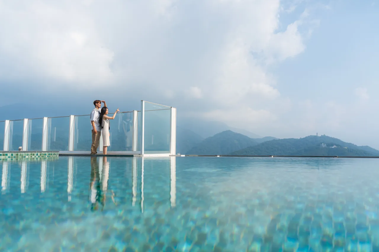 汉来日月行馆无边际泳池，为馆内热门打卡景点，深受房客喜爱。汉来日月行馆提供