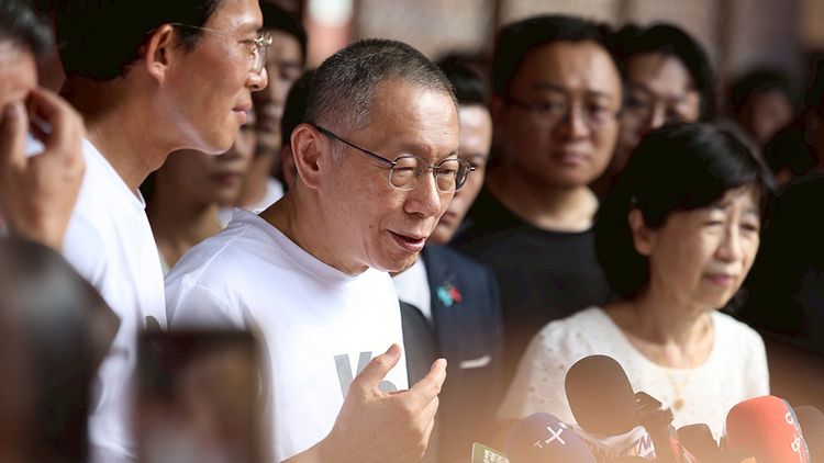 陳佩琪心中一把火！抱怨常被柯文哲電子腳鐐線絆倒　怒轟：民進黨兇殘