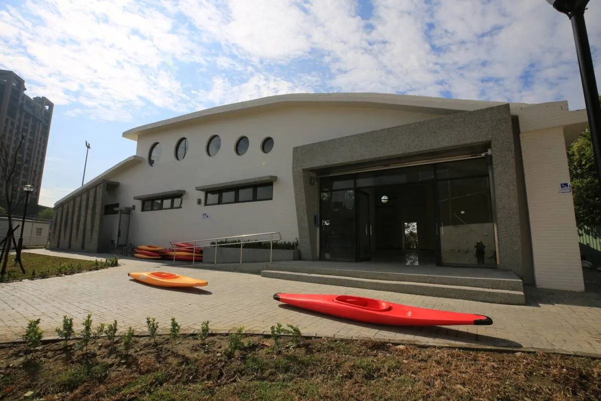 專業運動場館被認為是蚊子館，選手家長就痛批至少5所學校選手天天都在使用。台中市體育局提供