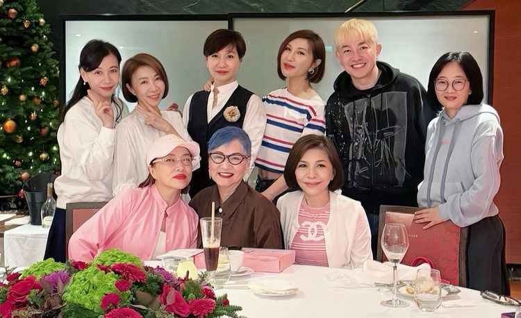 張小燕、張清芳等6大天后聚餐照曝光！網驚：含金量好高