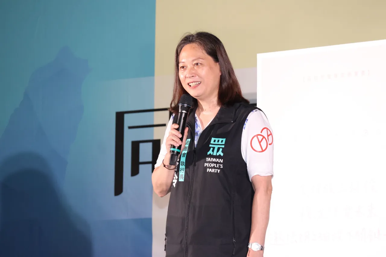 蓝白合！钟东锦：赖香伶担任「苗栗县副县长」