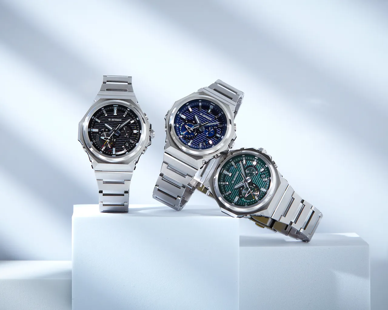 GST-B1000表圈采用三种抛光技术达成丰富层次的金属光泽。品牌提供
