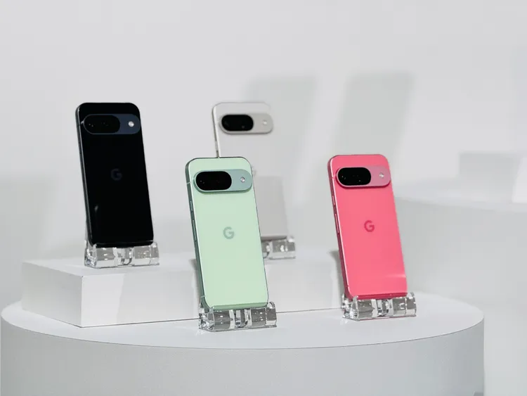 Google針對Pixel 9系列部分機型推出延長維修方案，符合資格的裝置可申請免付費螢幕維修服務。趙筱文攝