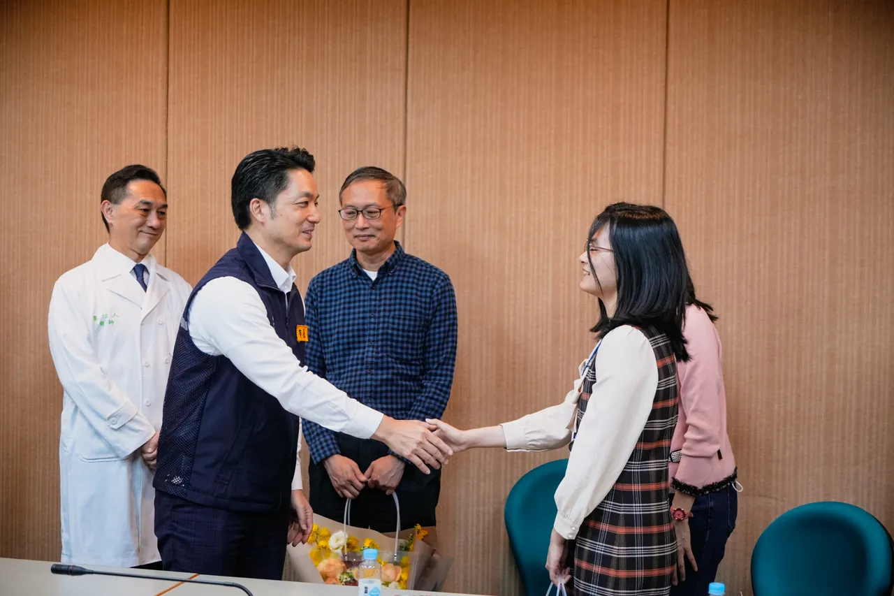 北捷掷弹砍人｜急救伤患不居功喊「救人是天职」　台大父女医师还原现场